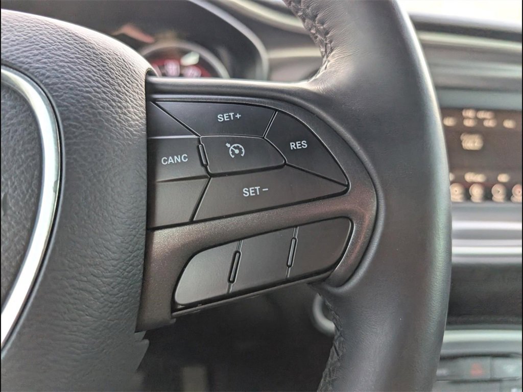 Used 2019 Dodge Challenger SXT image 14