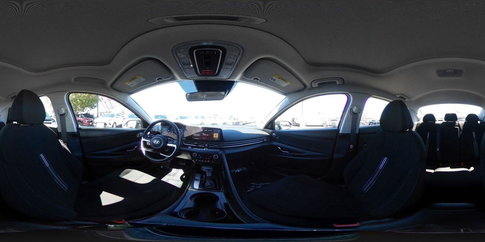 Used 2025 Hyundai Elantra SEL image 44