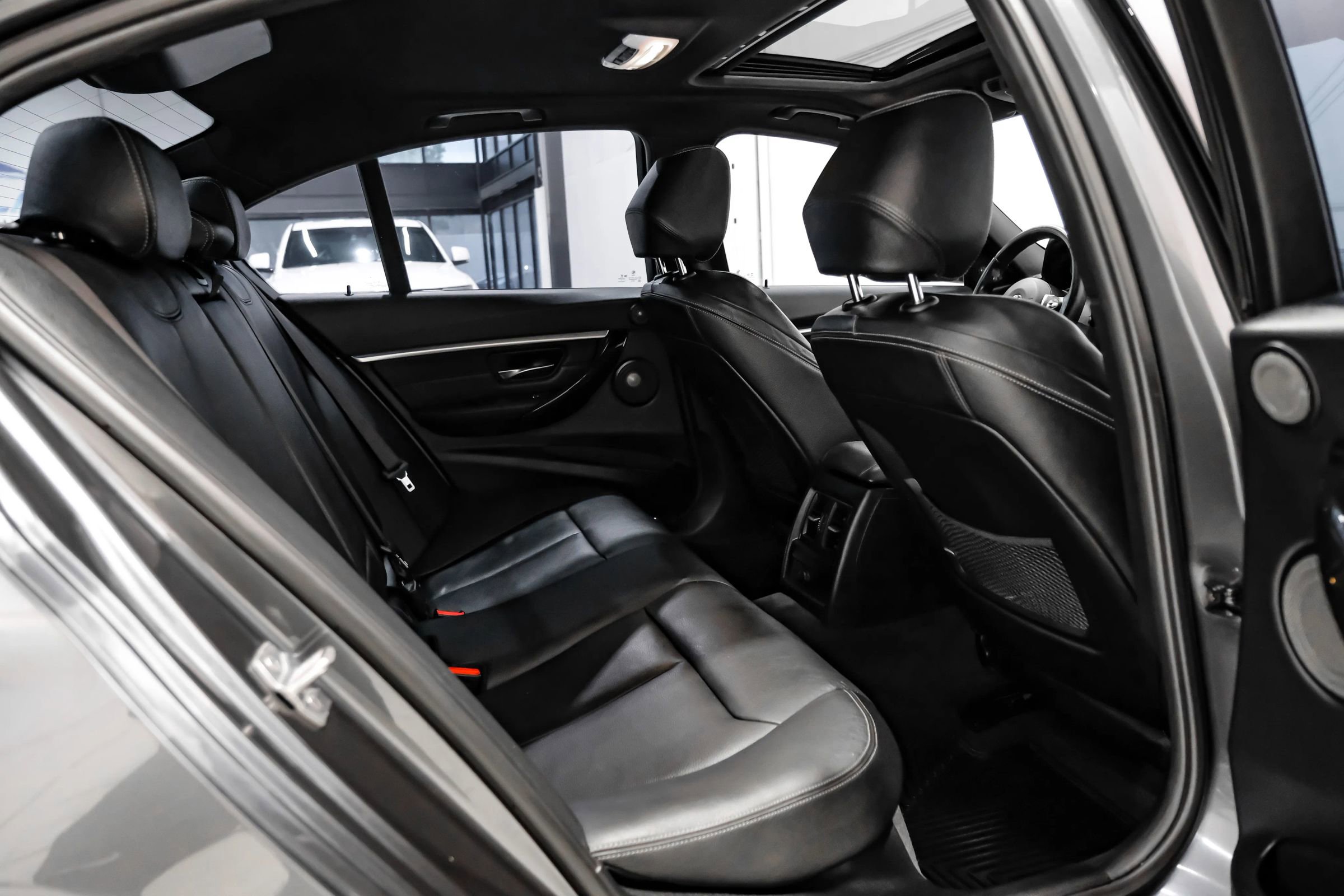 Used 2017 BMW 340i Sedan image 49
