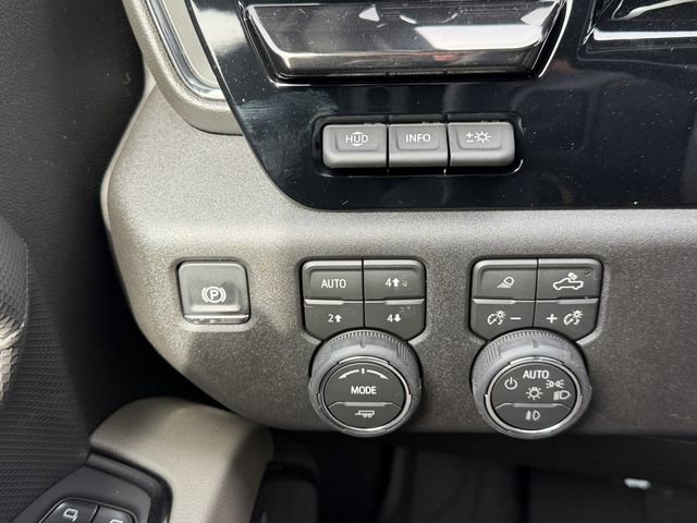 New 2026 Chevrolet Silverado 2500 ZR2 image 19