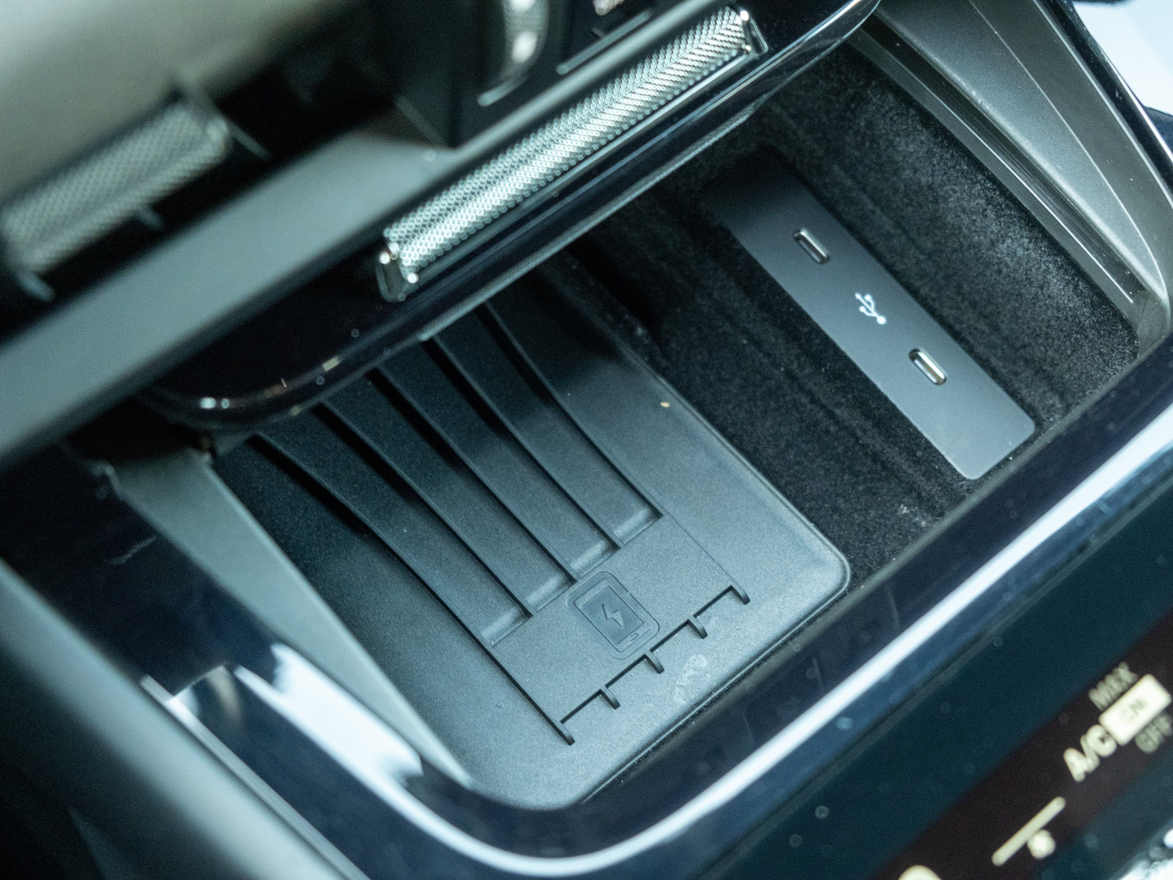 Certified 2024 Porsche Cayenne Turbo GT image 31