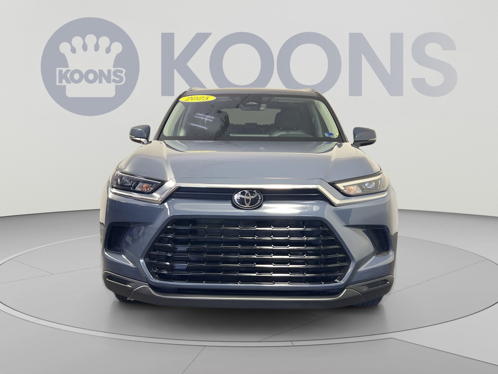Used 2025 Toyota Grand Highlander AWD image 11