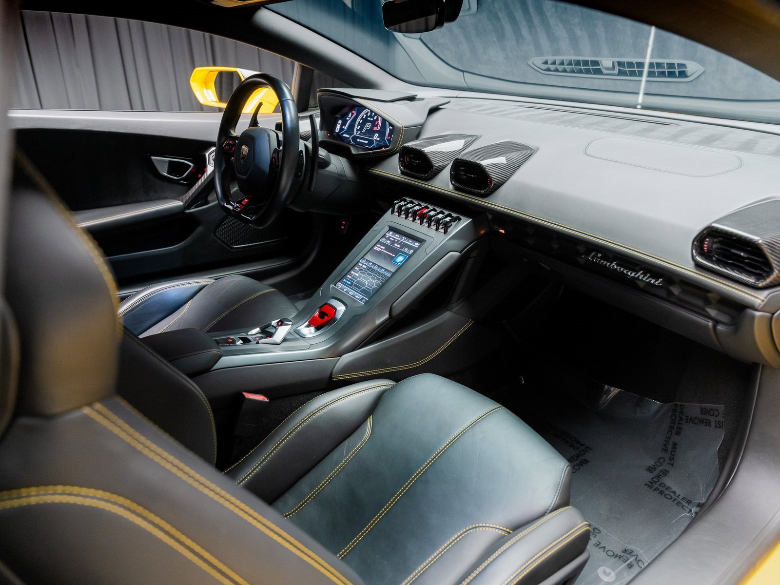 Used 2022 Lamborghini Huracan EVO image 65