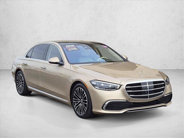 Used 2022 Mercedes-Benz S 500 4MATIC image 3