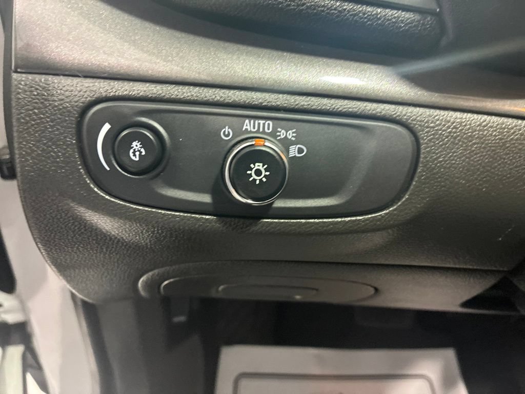 Used 2017 Buick Encore Preferred FWD image 17