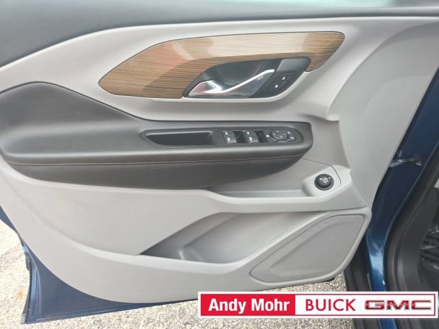 Used 2021 GMC Terrain SLE w/ Driver Convenience Package FWD image 25