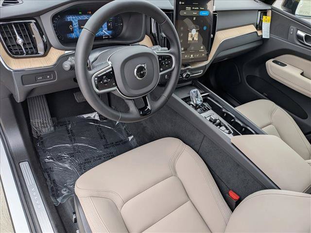 New 2026 Volvo XC60 T8 Plus w/ Climate Package AWD/4WD image 3