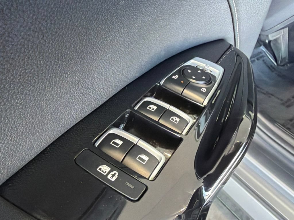 Used 2025 Kia K5 GT-Line FWD image 19