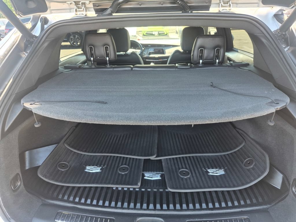Used 2021 Cadillac XT4 Sport w/ Cold Weather Package FWD image 11