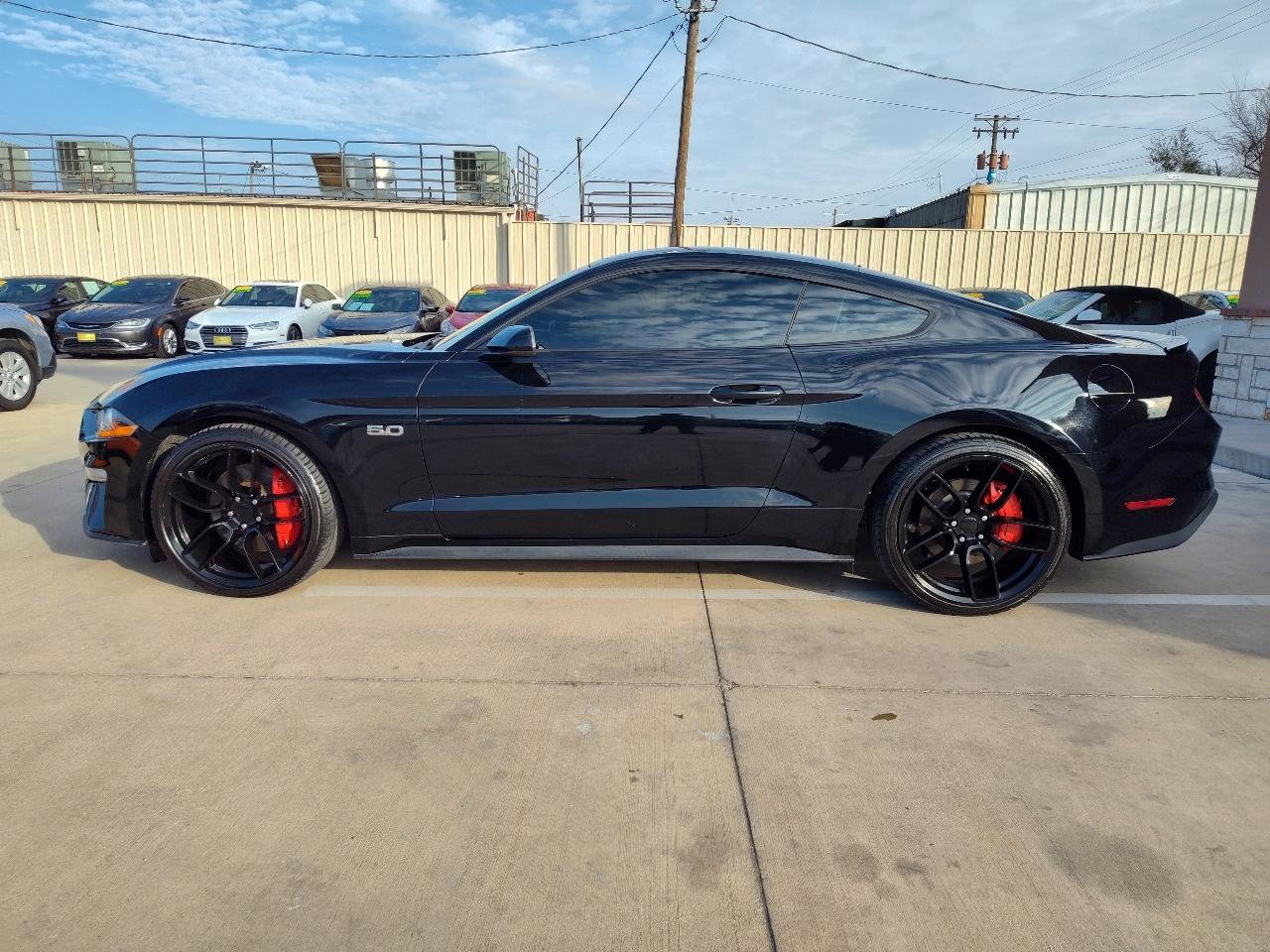 Used 2018 Ford Mustang GT RWD image 8