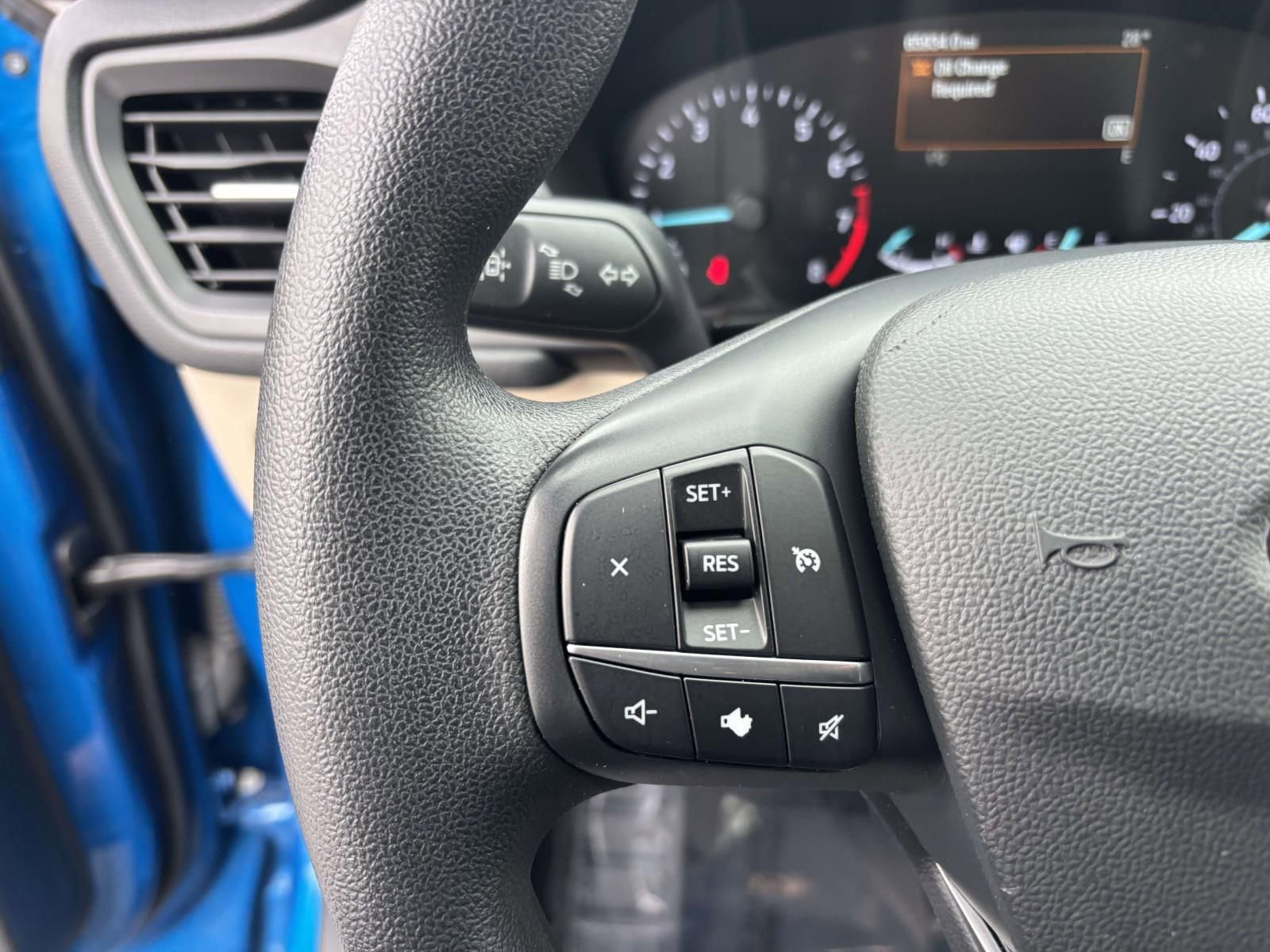 Used 2020 Ford Escape SE image 19