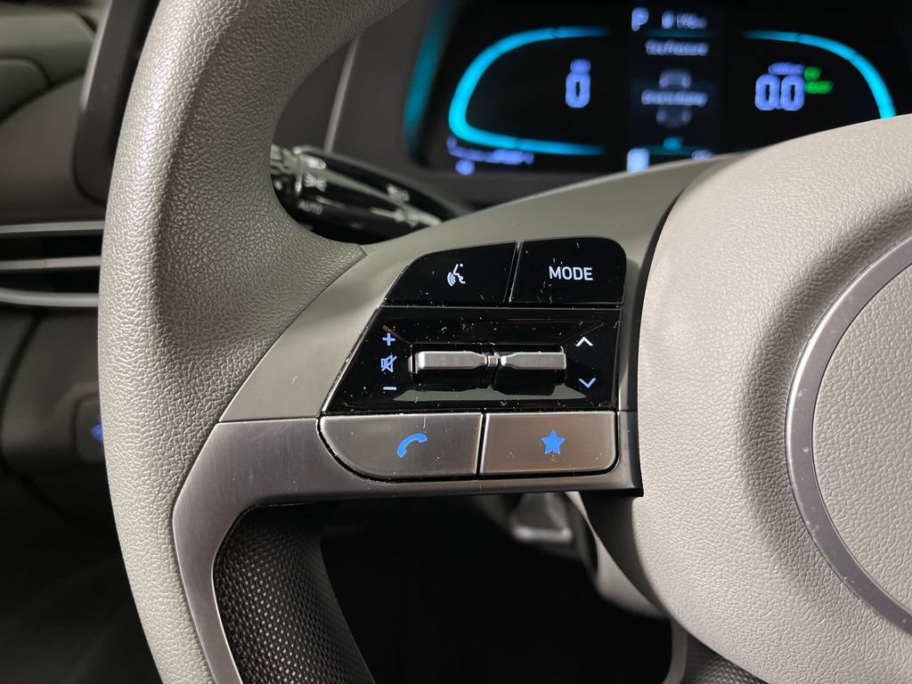 Certified 2026 Hyundai Elantra Hybrid FWD image 28