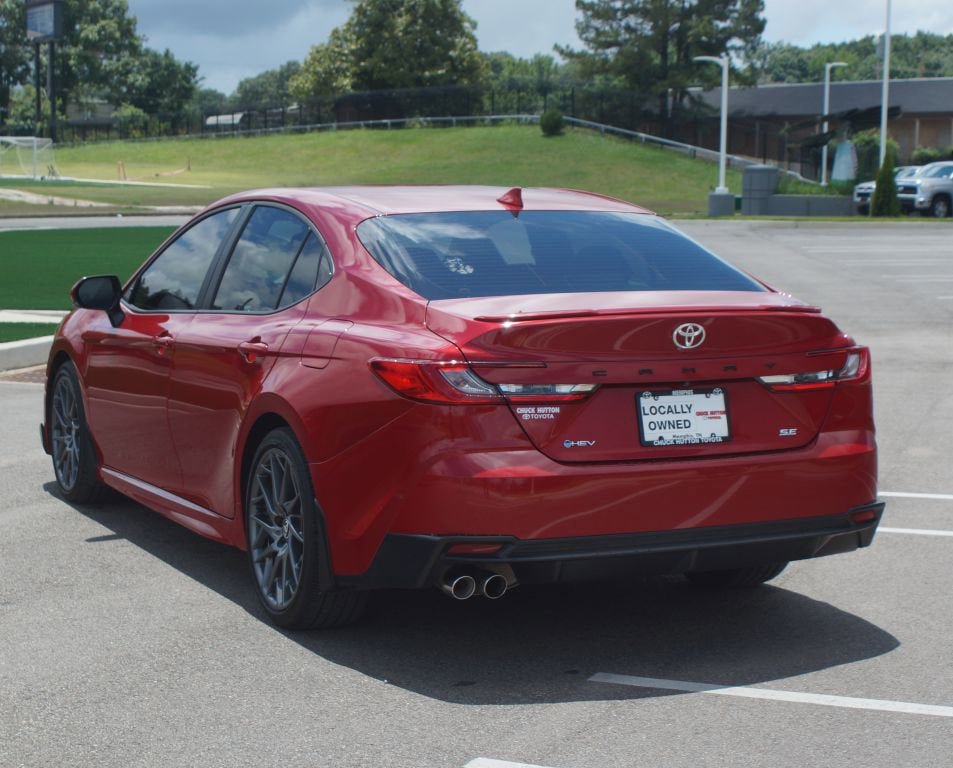 Used 2025 Toyota Camry SE FWD image 15