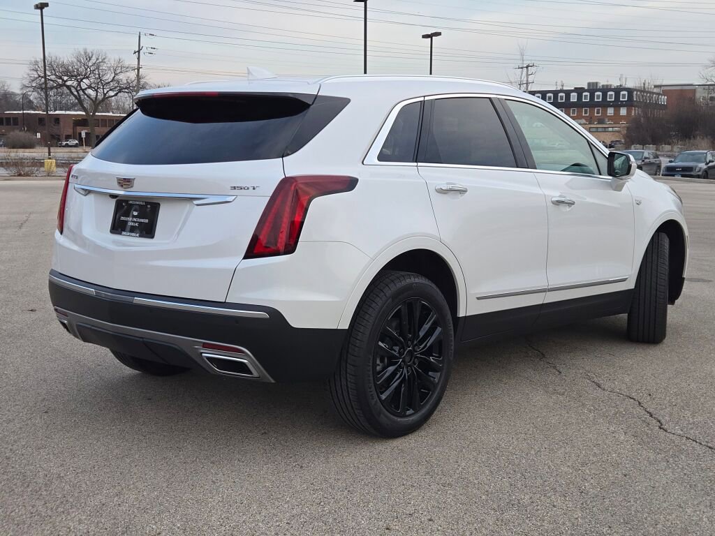 New 2025 Cadillac XT5 Premium Luxury image 12