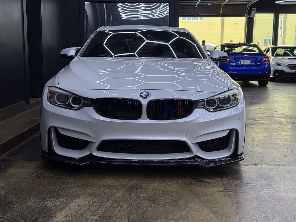 Used 2015 BMW M4 Coupe RWD image 2