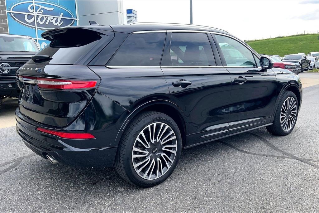 Used 2021 Lincoln Corsair Grand Touring AWD/4WD image 6