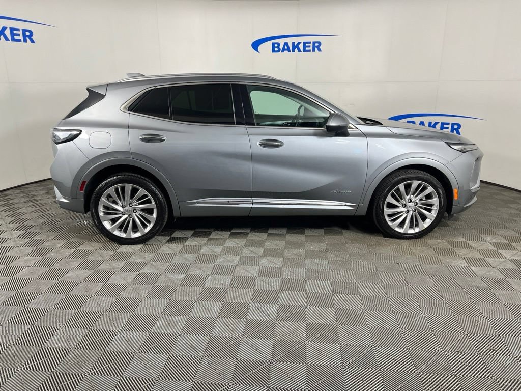 Used 2024 Buick Envision Avenir AWD/4WD image 7