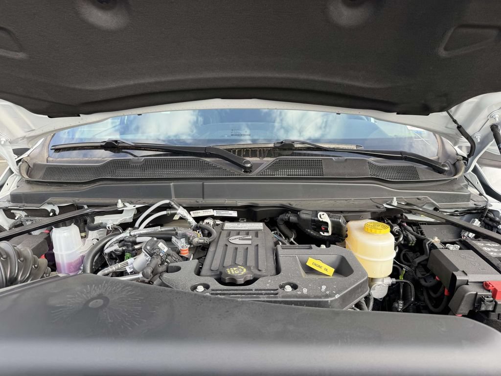 New 2026 RAM 3500 Tradesman AWD/4WD image 12