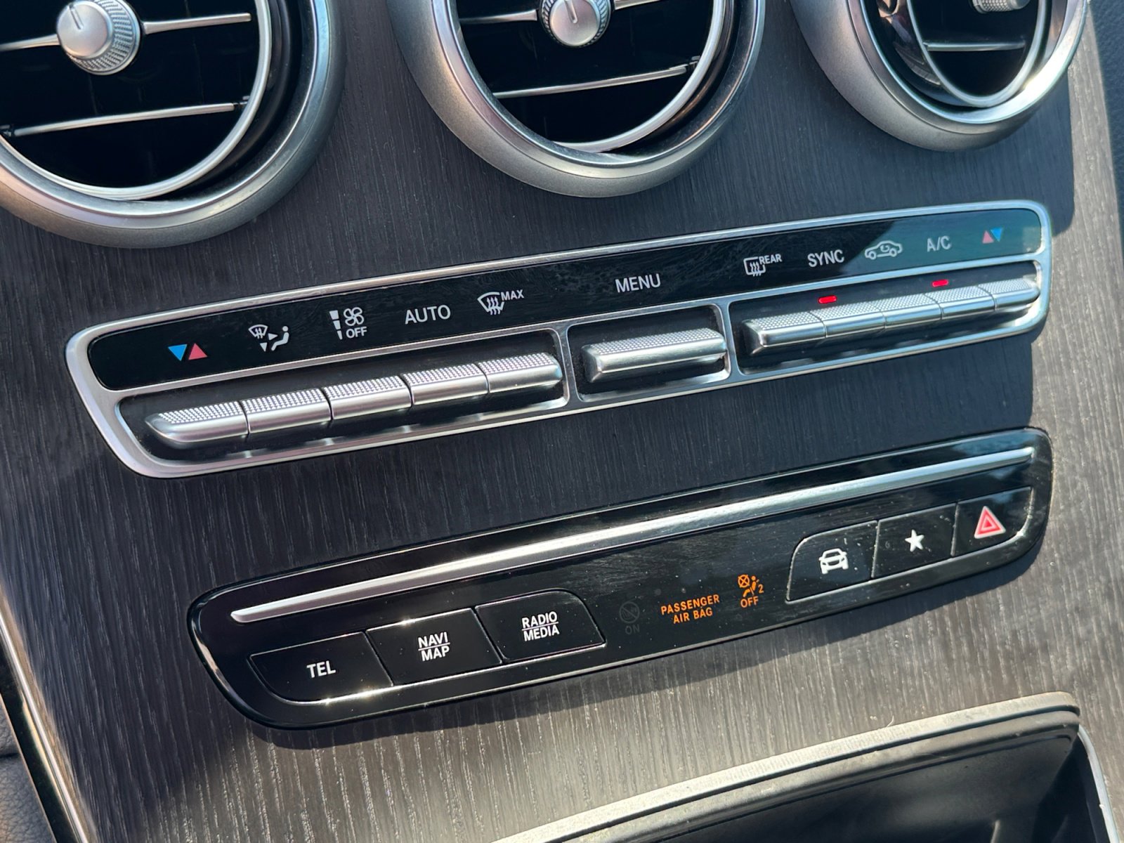 Used 2020 Mercedes-Benz GLC 300 4MATIC image 18