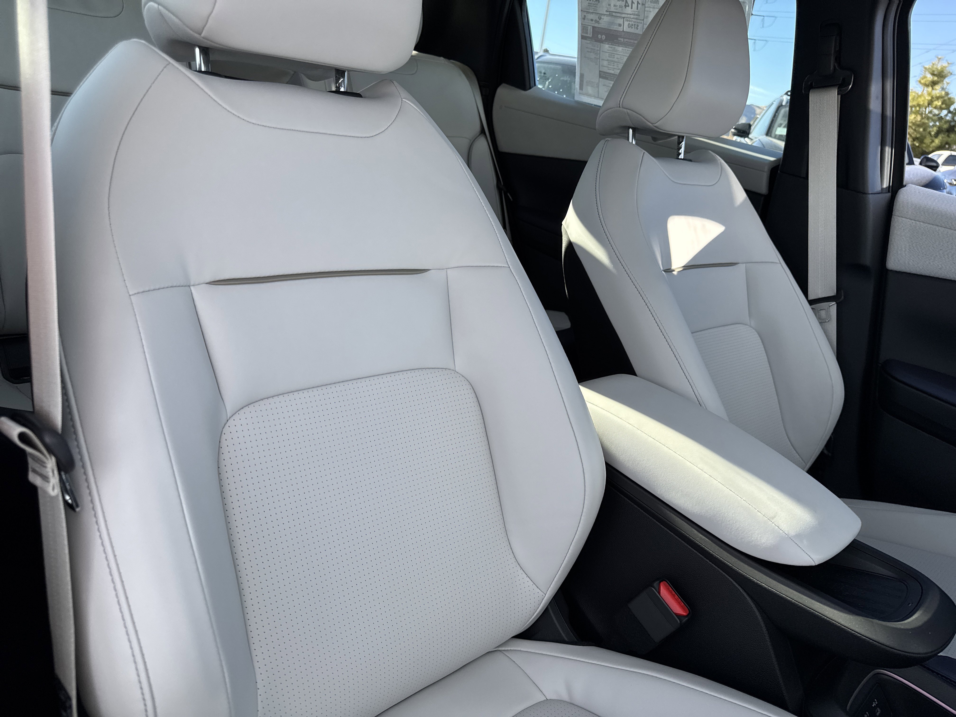 New 2026 Nissan Leaf SV+ w/ Floor Mat Package (SV+) FWD image 19