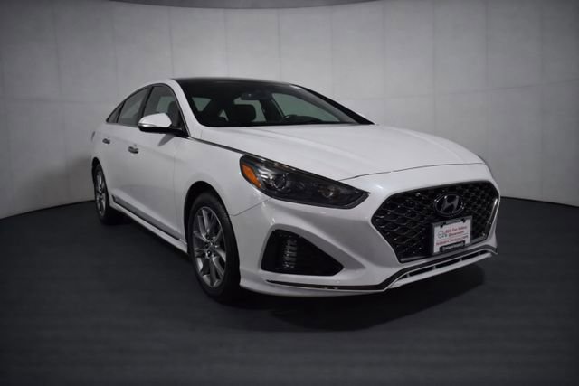 Used 2019 Hyundai Sonata Limited image 3