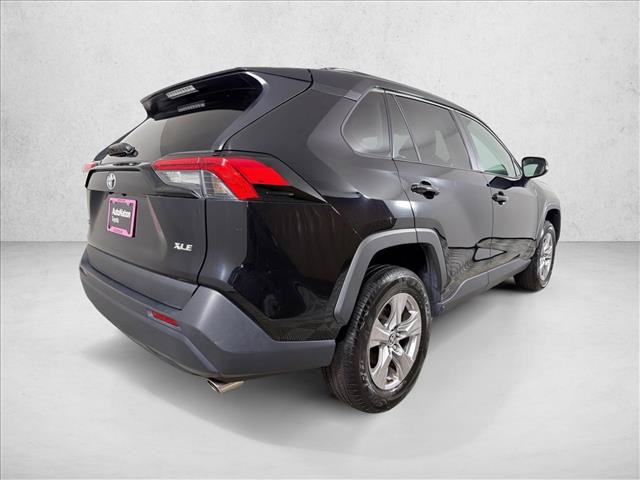 Used 2025 Toyota RAV4 XLE FWD image 3