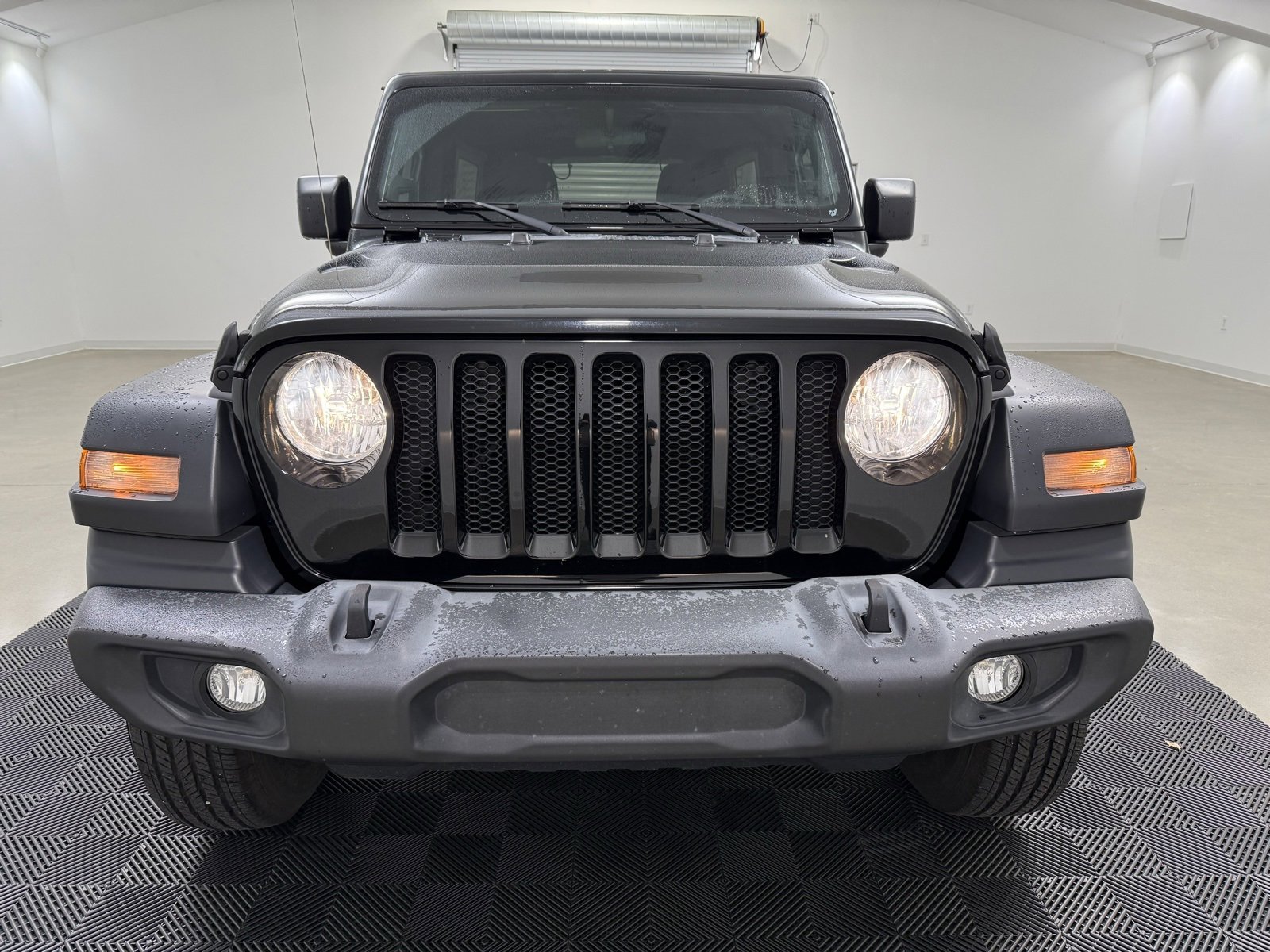Used 2019 Jeep Wrangler Unlimited Sport video 2