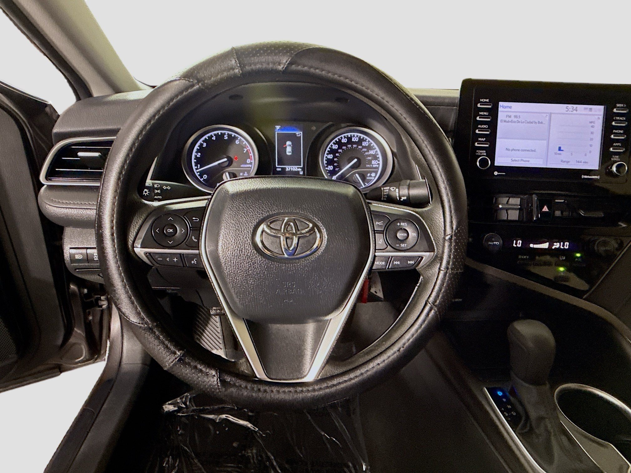 Used 2022 Toyota Camry LE FWD image 13