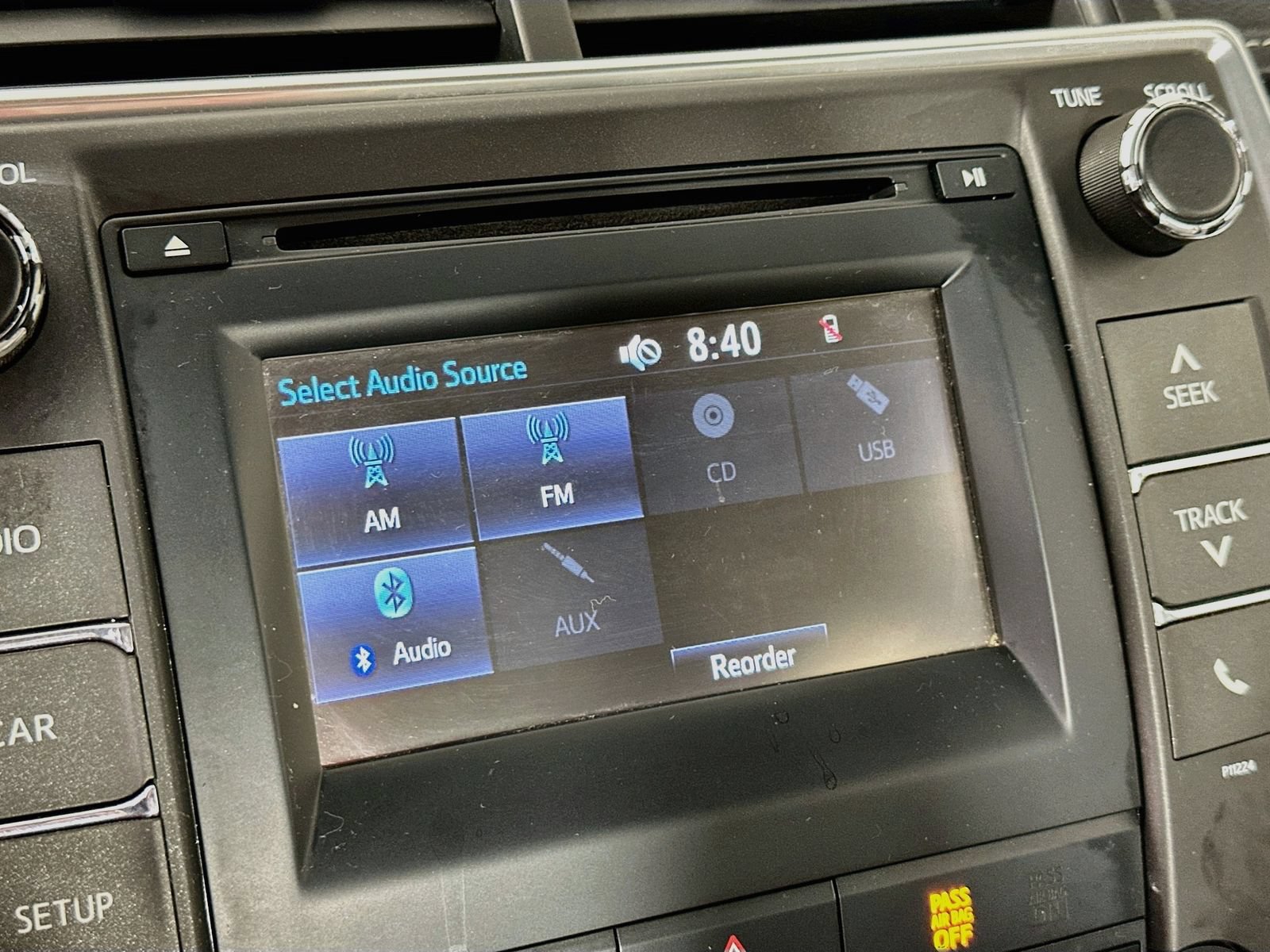 Used 2016 Toyota Camry SE FWD image 14