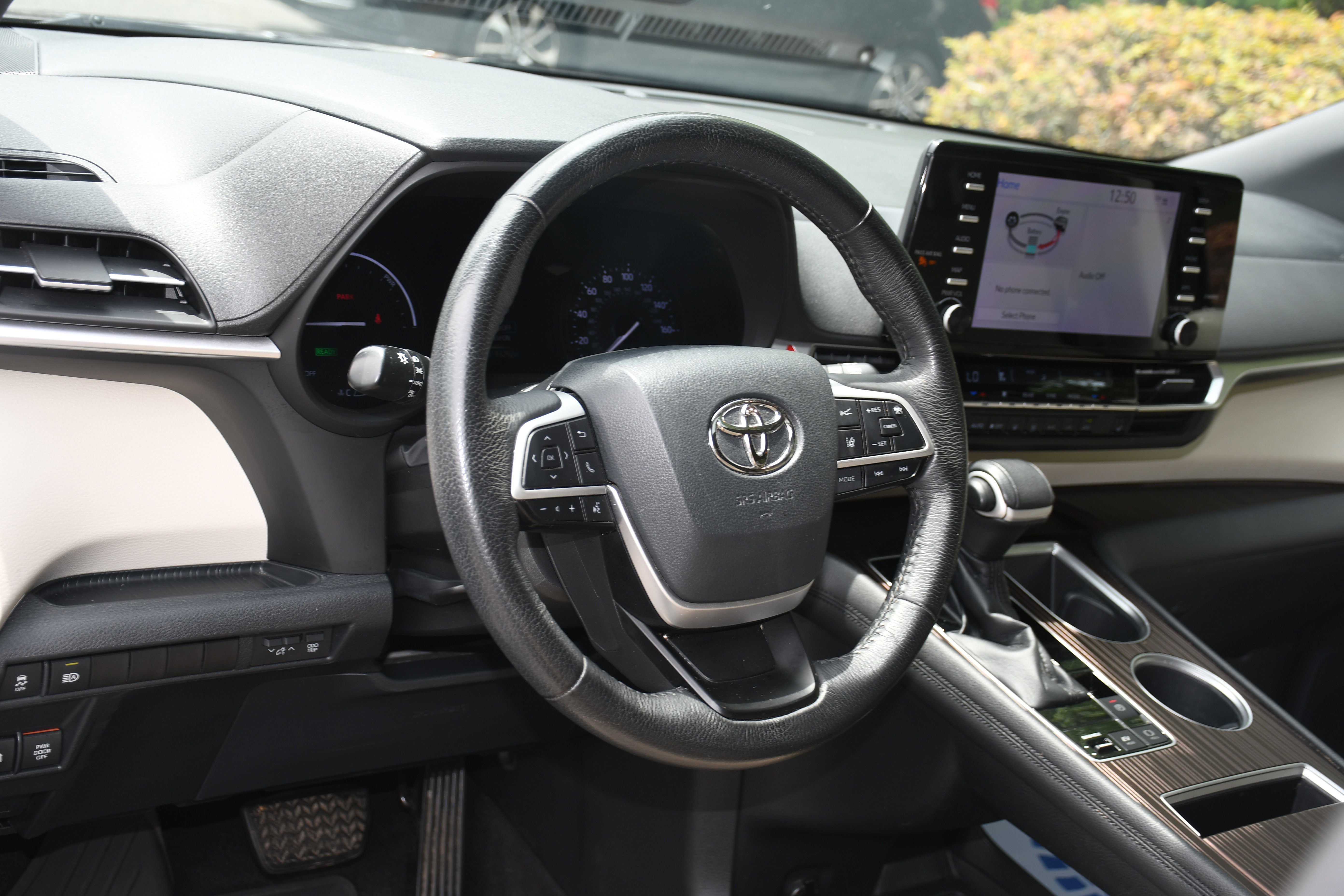 Used 2021 Toyota Sienna XLE FWD image 9