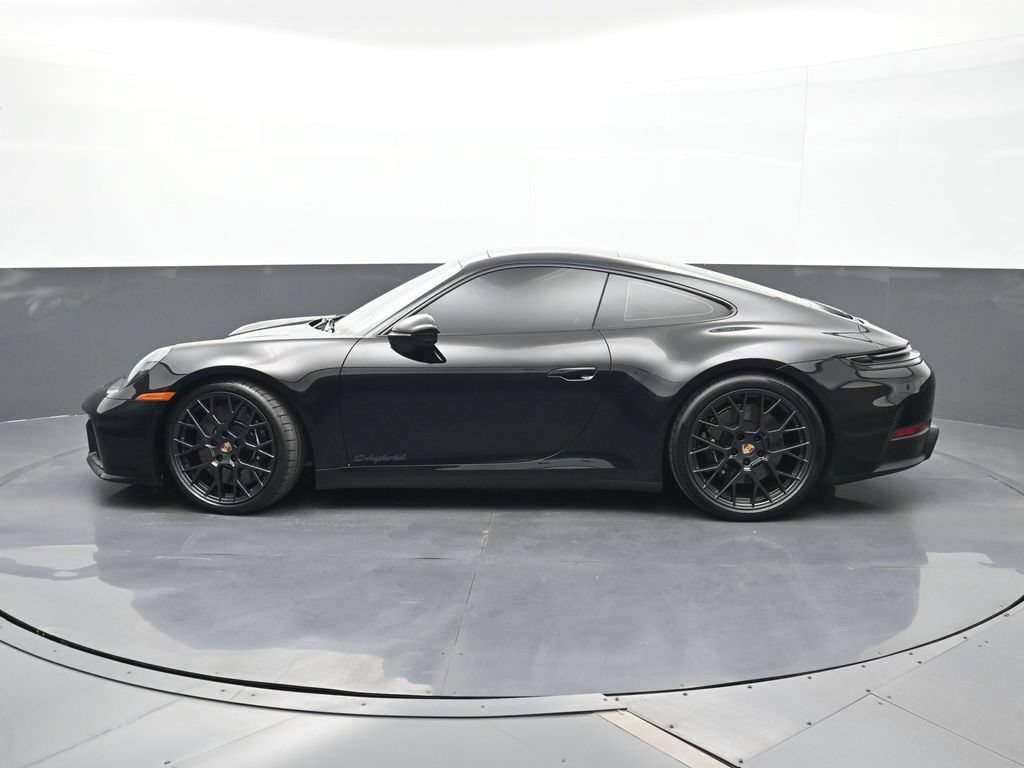 Certified 2026 Porsche 911 Carrera 4 GTS AWD/4WD image 2