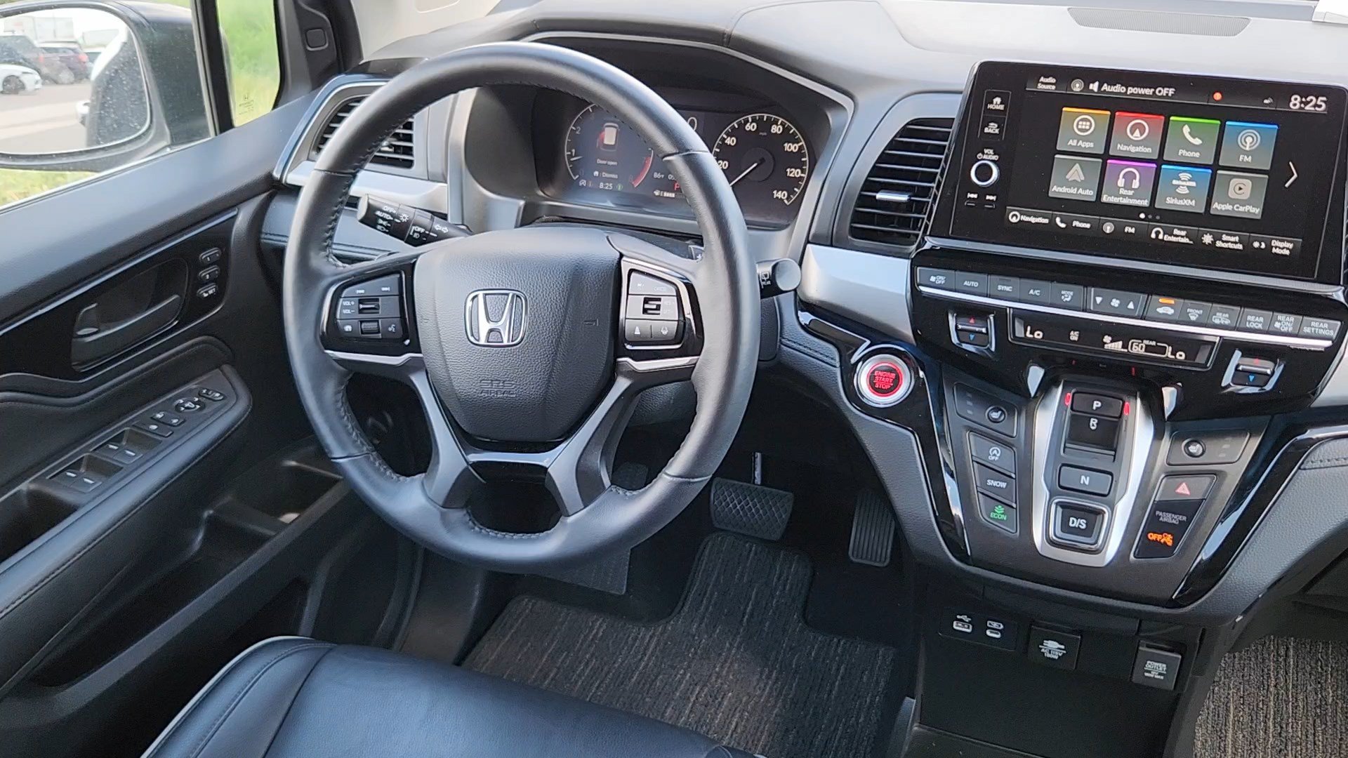 Used 2025 Honda Odyssey Touring image 5
