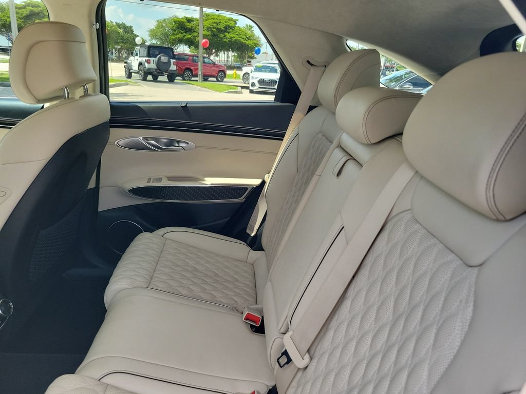Certified 2024 Genesis GV70 3.5T Sport w/ Sport Prestige Package AWD/4WD image 12