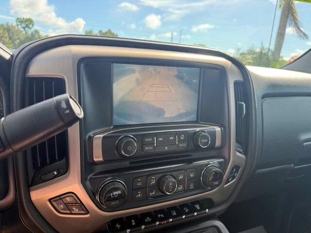 Used 2019 GMC Sierra 2500 Denali AWD/4WD image 19