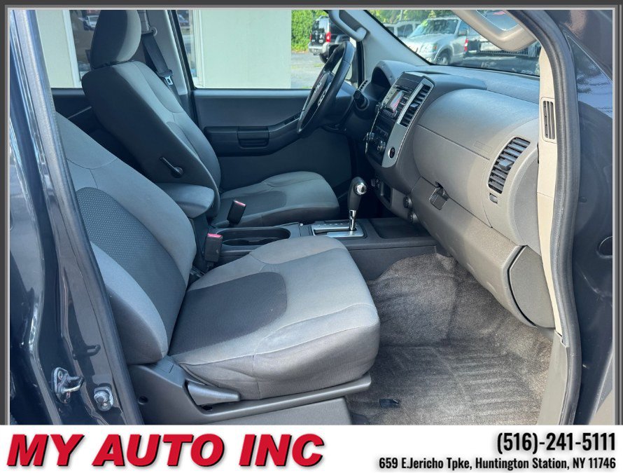 Used 2013 Nissan Xterra S AWD/4WD image 25