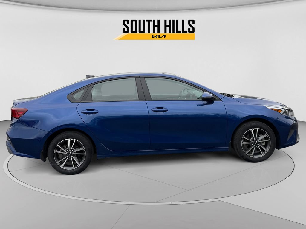 Certified 2023 Kia Forte LXS w/ LXS Technology Package FWD image 6