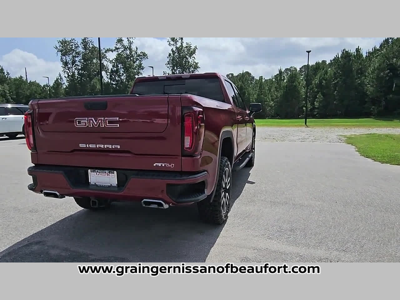 Used 2025 GMC Sierra 1500 AT4 w/ AT4 Premium Package AWD/4WD image 27