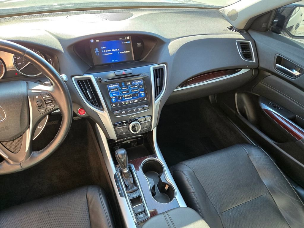 Used 2017 Acura TLX w/ Technology Package FWD image 16