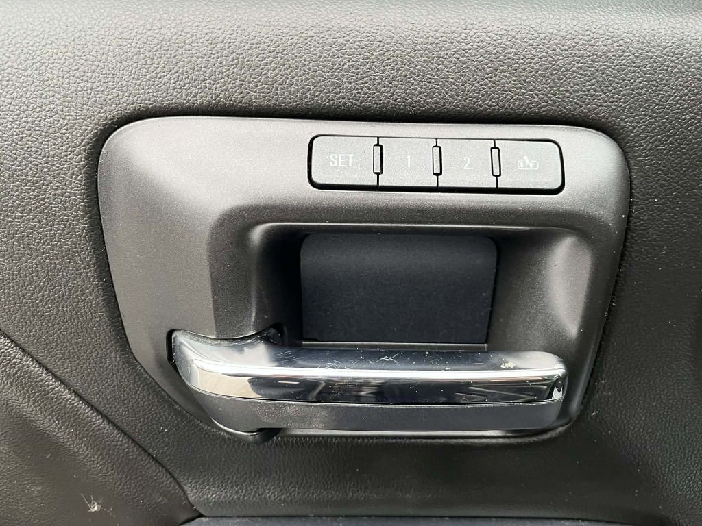 Used 2018 GMC Sierra 3500 Denali w/ Duramax Plus Package image 21