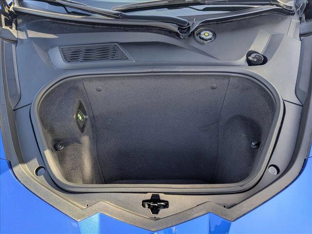 Used 2021 Chevrolet Corvette Stingray Premium Cpe w/ Z51 Performance Package image 18