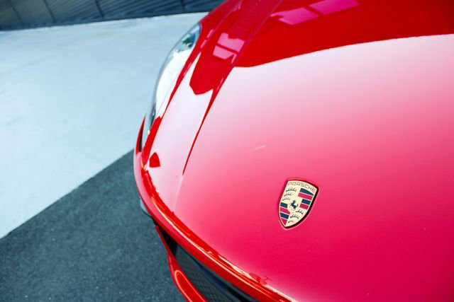 Certified 2025 Porsche Macan image 41