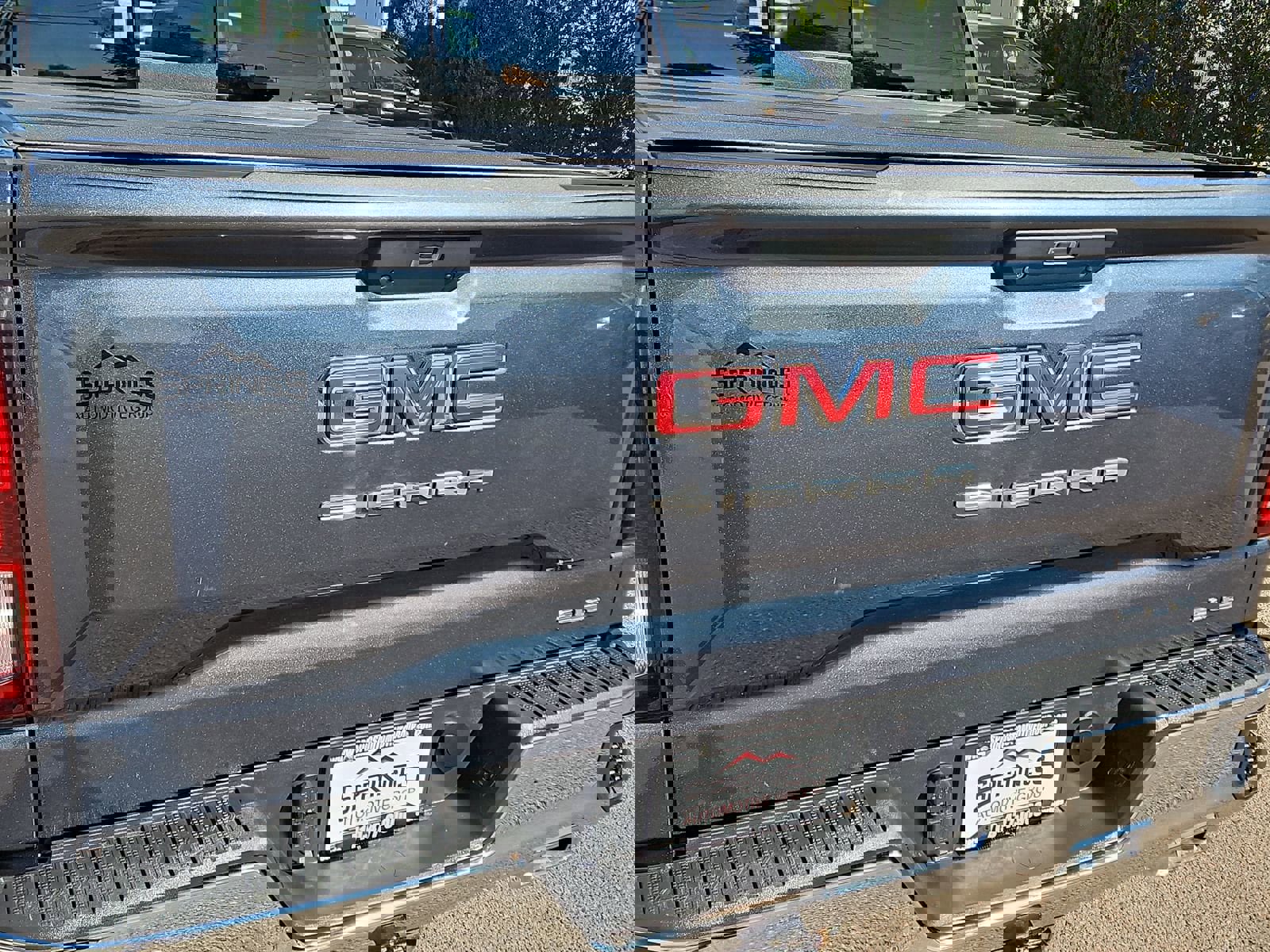 Used 2021 GMC Sierra 1500 SLE w/ X31 Off-Road Package image 20