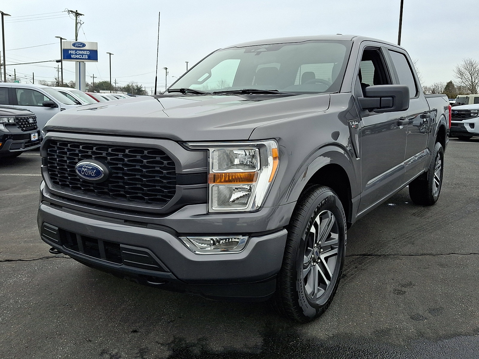 Certified 2022 Ford F150 XL w/ STX Appearance Package image 3