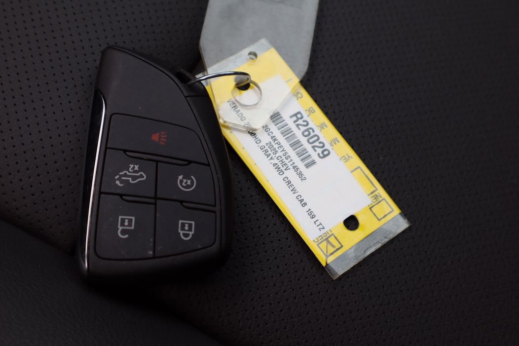 Used 2025 Chevrolet Silverado 2500 LTZ w/ LTZ Plus Package image 34