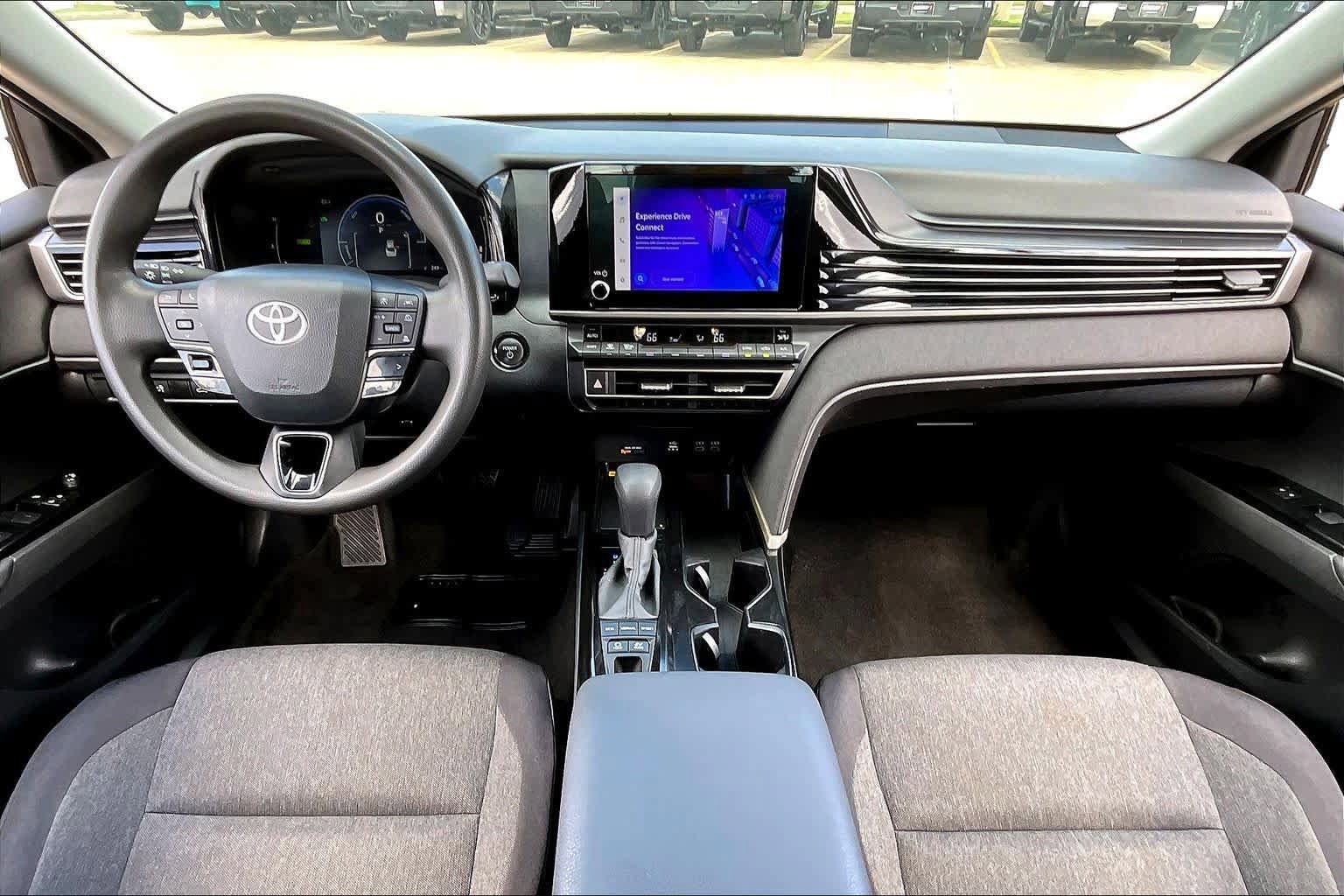 Used 2025 Toyota Camry LE FWD image 16