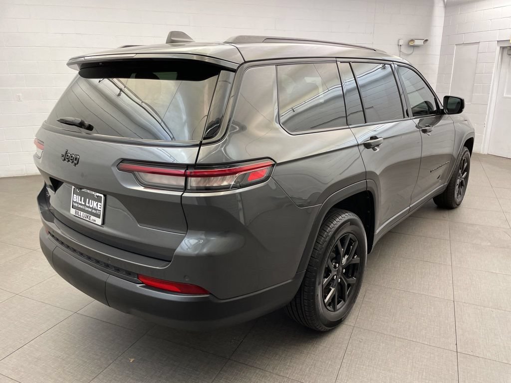 Certified 2025 Jeep Grand Cherokee L Altitude AWD/4WD image 5