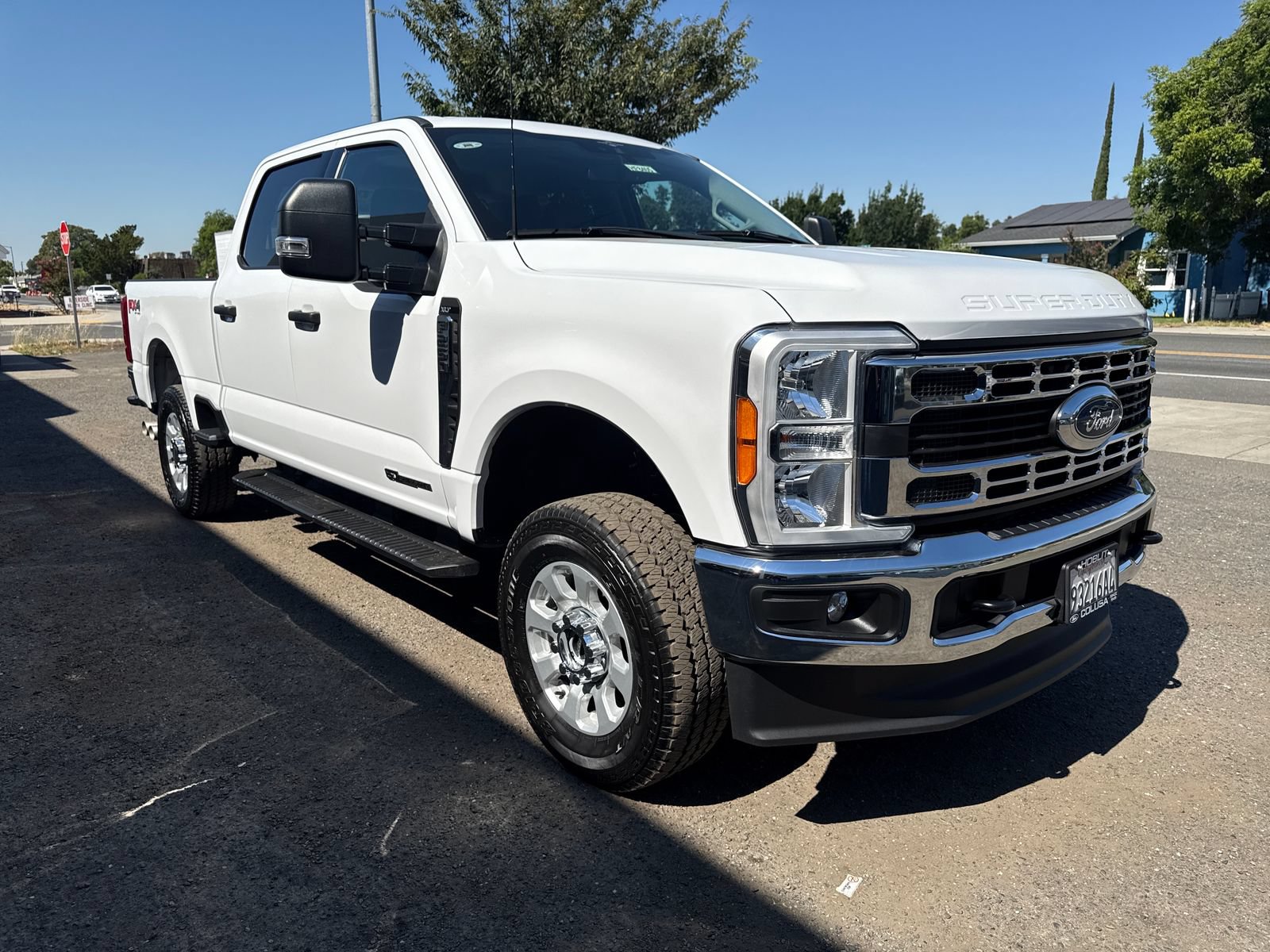 Used 2023 Ford F250 XLT w/ FX4 Off-Road Package AWD/4WD image 7