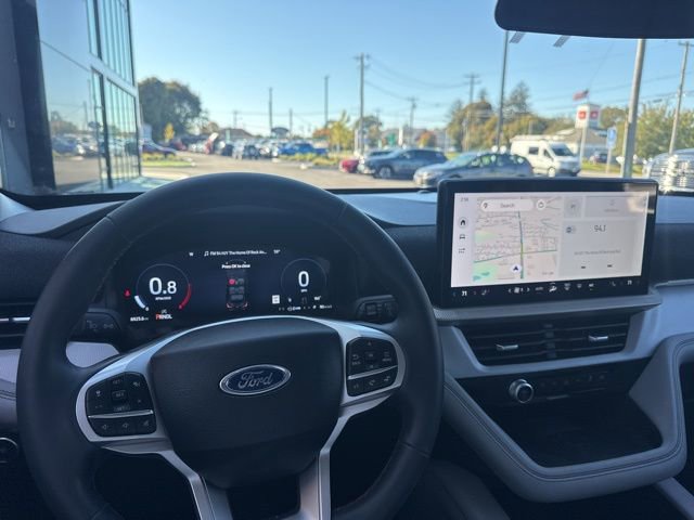 Used 2025 Ford Explorer Active w/ Active Comfort Package image 21