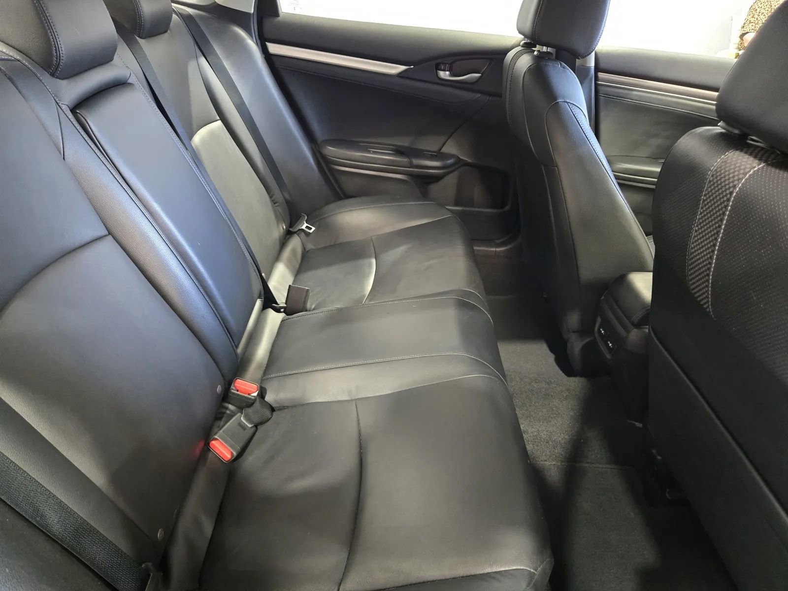 Used 2021 Honda Civic Touring image 8
