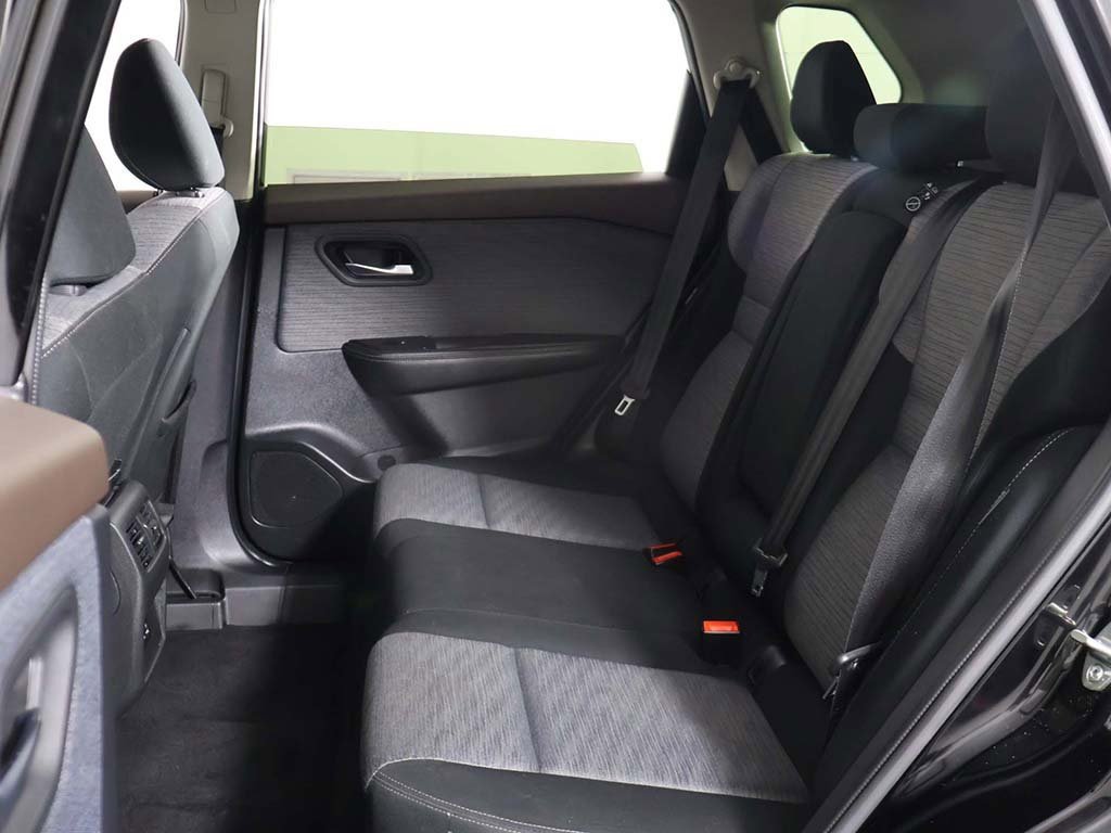 Used 2023 Nissan Rogue SV image 26